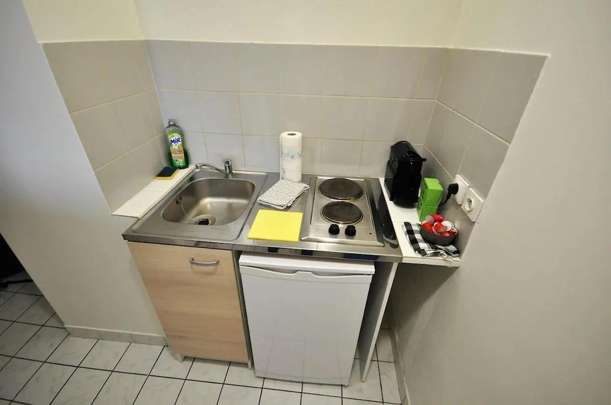 Nice 36 M2 - Parc Des Buttes Chaumont! Paris Apartment